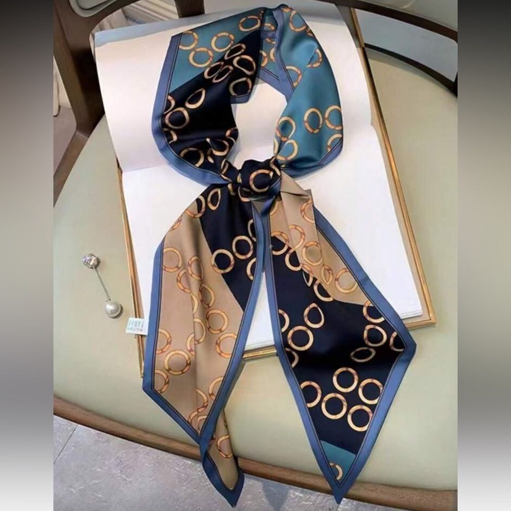 Blue link chain Scarf S114